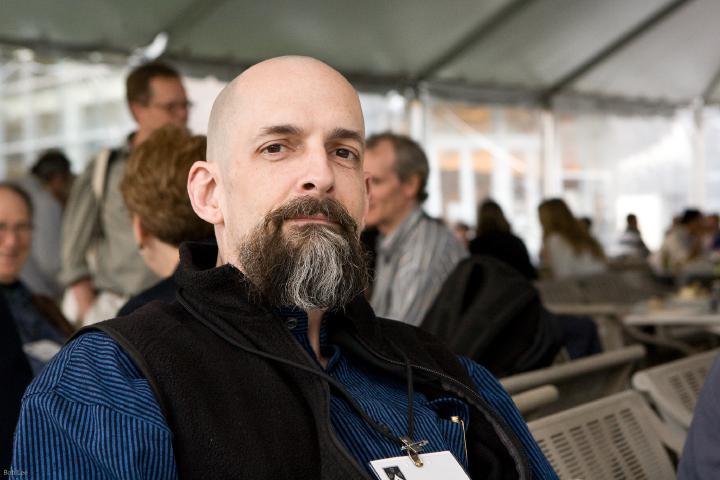 Neal Stephenson. Neal Town Stephenson, né le 31 octobre 1959 à Fort Meade dans le Maryland, est un auteur de …